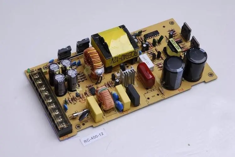 高效轉(zhuǎn)換開(kāi)關(guān)電源讓電力更充沛